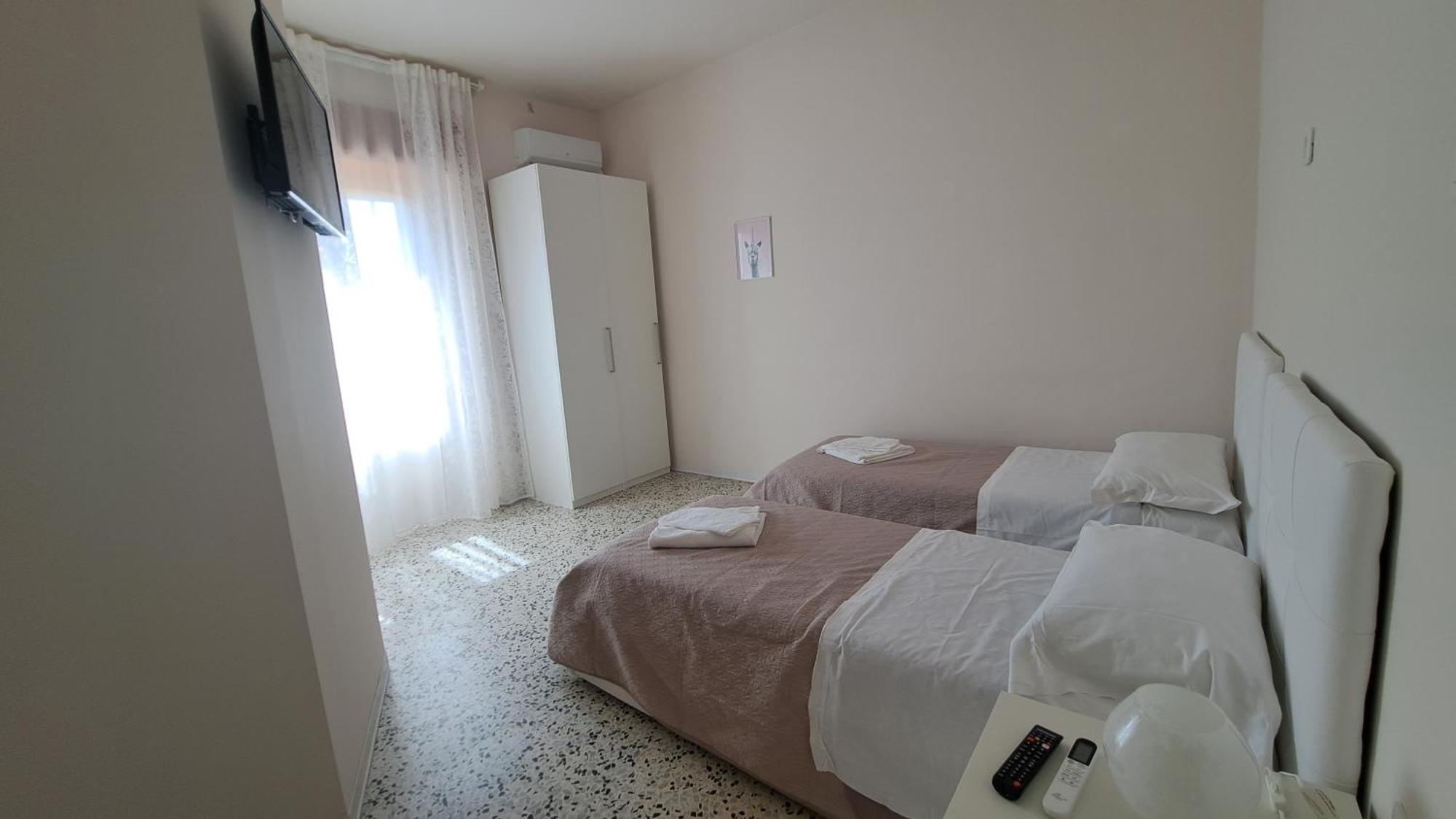 B & B Le Tre Rose Tollo Eksteriør bilde